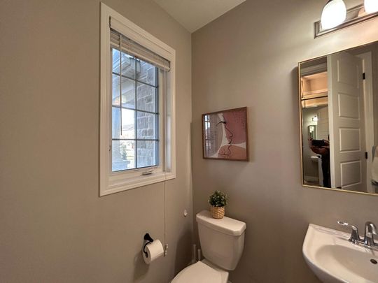 For Lease - 3492 Vernon Powell Drive, Oakville, Ontario - Photo 1