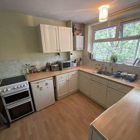 1 bedroom flat to rent - Photo 3