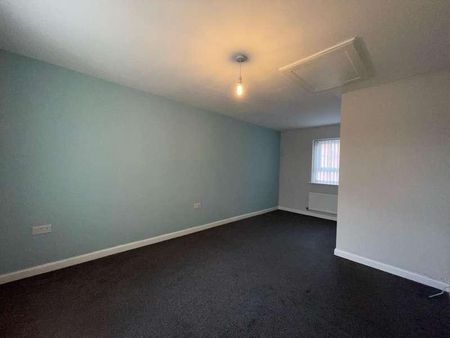 Star Carr Road, Cayton, YO11 - Photo 4