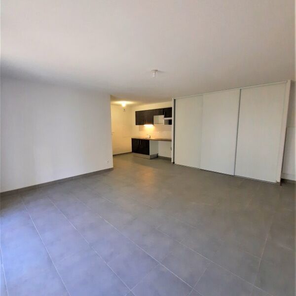 Location Appartement 3 pièces 66m² PINS JUSTARET 31860 - Photo 1