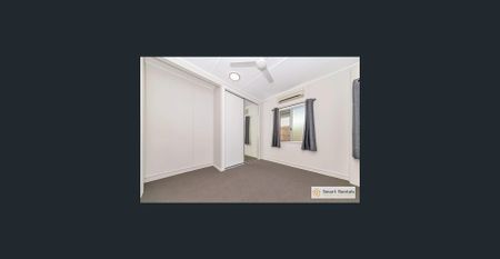 Low-Maintenance Living in Hyde Park - Photo 2