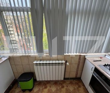 Apartament de inchiriat, 3 camere, 90 mp, Brazda lui Novac - Photo 2