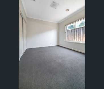 Spacious Family home - Photo 4
