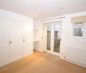 Abbey House, Queen Street, Seaton, EX12 - Photo 3