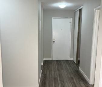 2 Bed 1 Bath unit available! - Photo 3