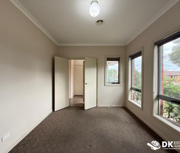 Modern Comfort in a Prime Location - Photo 5