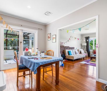 Golden Mile Goodie - Photo 1