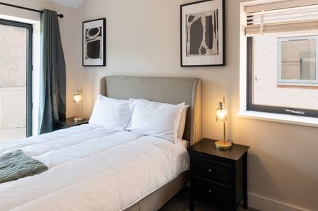 4 Bed Detached House, Pilgrim Street, L1 - Photo 4