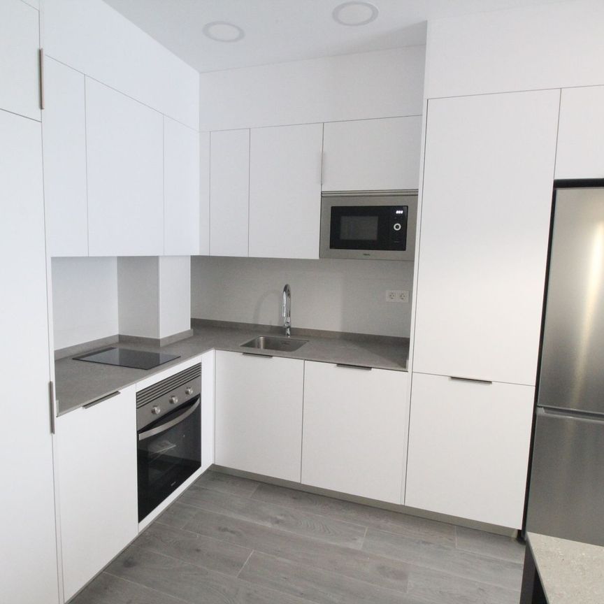 Piso de alquiler en Cataluña, Los Castillejos - La Trinidad - Photo 1