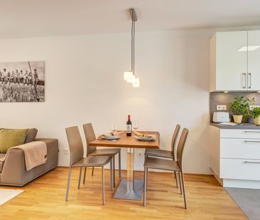 Modern 2-room apartment for rent in Pasing - Photo 5