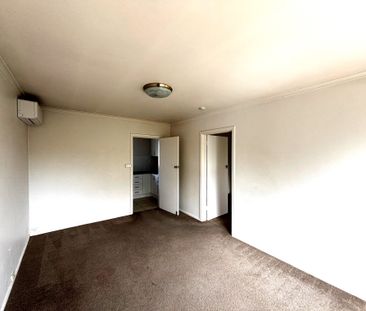 12 / 4 Walnut Street, CARNEGIE - Photo 5