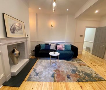 2 Bed Flat, Overstone Road, W6 - Photo 2