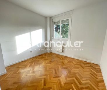 Dúplex de alquiler en Calle San Sebastián, Casco Antiguo - Photo 1