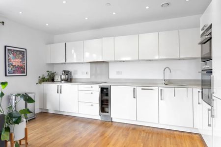 1 Bed Flat, Queensland Road, N7 - Photo 2