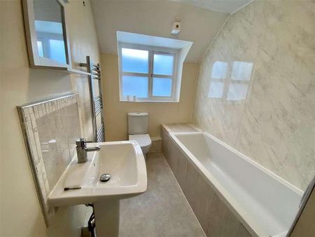 Haywain Court, Bridgend, Bridgend County Borough, CF31 - Photo 5