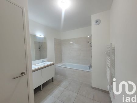 Appartement 3 pièces de 71 m² à Nîmes (30900) - Photo 2