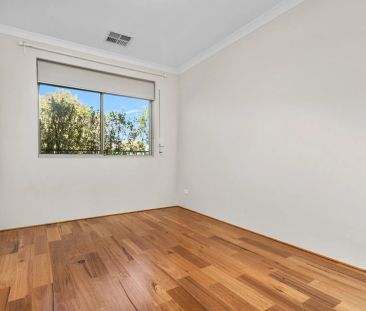 2 Mavica Lane, Coogee. - Photo 4