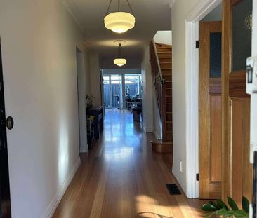 Pascoe Vale - Photo 2