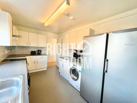 Room 4, Berkeley Walk, London N7 - Photo 4