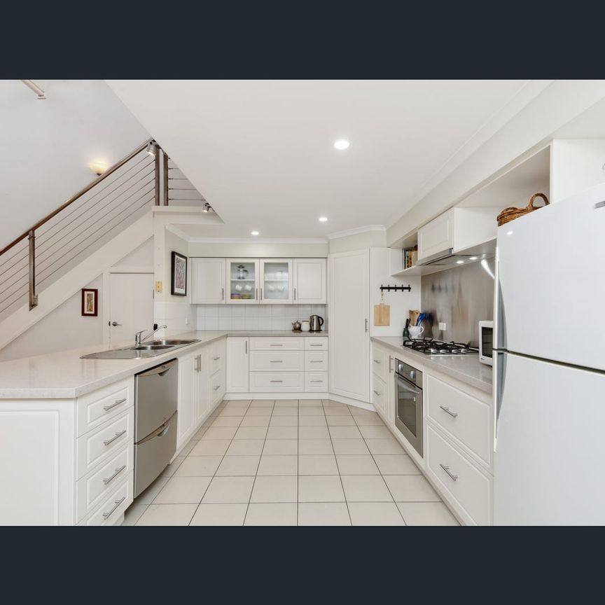 15 Brougham Street, Bendigo, Vic 3550 - Photo 1