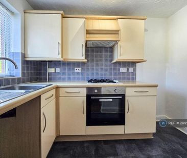 2 bedroom semi-detached house to rent - Photo 6