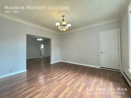 454 Vera Pl, Main Unit, Windsor - Photo 3