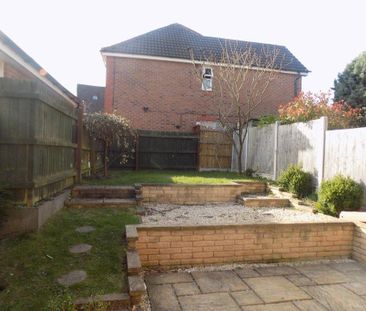 2 bedroom end of terrace house to rent - Photo 6