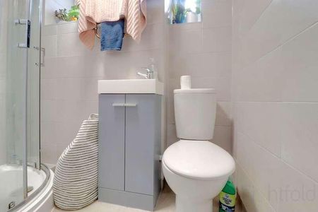 Lewes Road, Brighton, BN2 - Photo 2