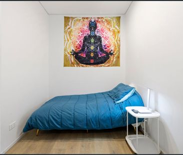 Luxury One Bed + Study Apartment in the Paper Mill - Photo 2