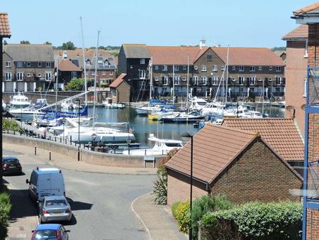 Barbuda Quay, Sovereign Harbour South, Eastbourne, BN23 - Photo 3