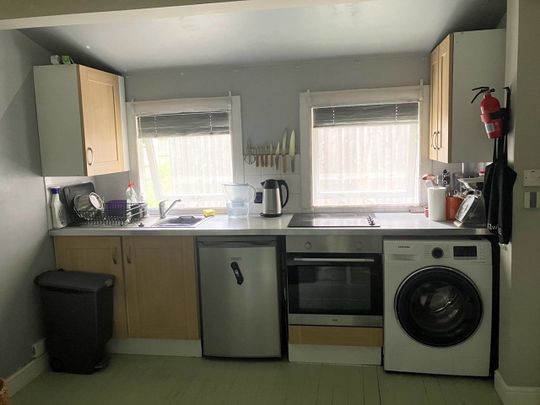 Studio Flat, London, SE19 - Photo 1