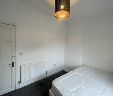 Knowle Road (room 4), Burley, Leeds - Photo 5