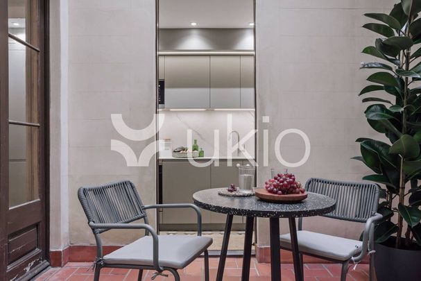 5 room luxury Flat for rent in Barcelona, Catalonia - Photo 1