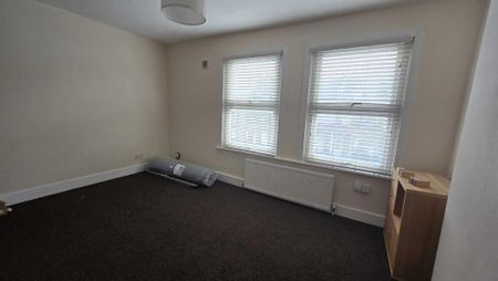 1 bedroom house of multiple occupation to rent - Photo 3