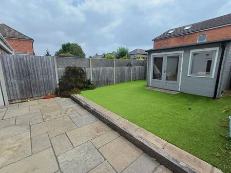 2 bedroom semi-detached house to rent - Photo 3