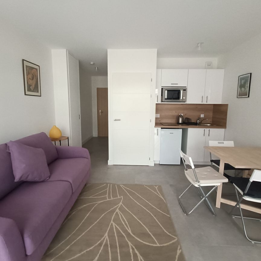 Location Appartement 1 pièce 25m² REIMS 51100 - Photo 1