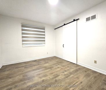 For Lease - 897 Caldwell Street, Newmarket, Ontario - Photo 1