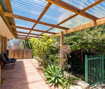 Under Application - Photo 6