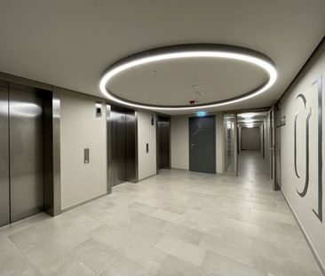 UNBEFRISTETE 3 Zimmer Neubau mit Loggia - Photo 4