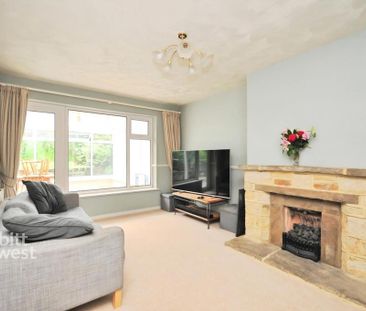 3 bedroom chalet to rent - Photo 1