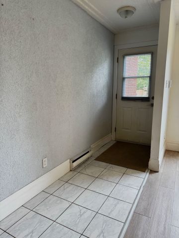 For Lease - 71 WELLESLEY Crescent Unit# D, London East, Ontario - Photo 2