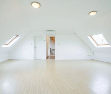 Rustig gelegen dakappartement nabij het centrum van Gentbrugge - Photo 2