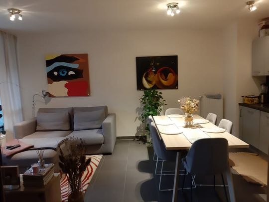 Appartement te huur - Photo 1