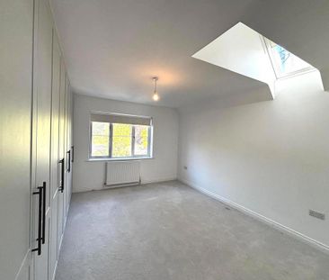 4 bedroom detached house to rent - Photo 4