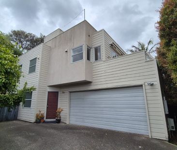 Mt Eden, 3 Bedrooms - Photo 3