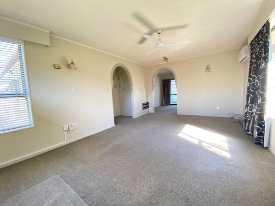 2/107 Carlton Street - Photo 1