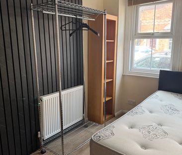 Room in a Shared House, Edgehill Street, RG1 - Photo 1