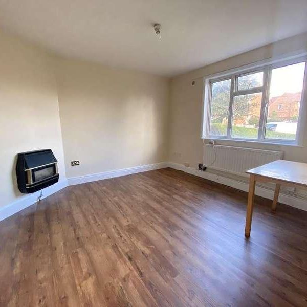 Underhill Avenue, Derby, DE23 - Photo 1