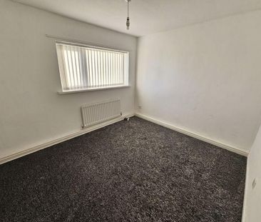 2 bedroom semi-detached house to rent - Photo 3