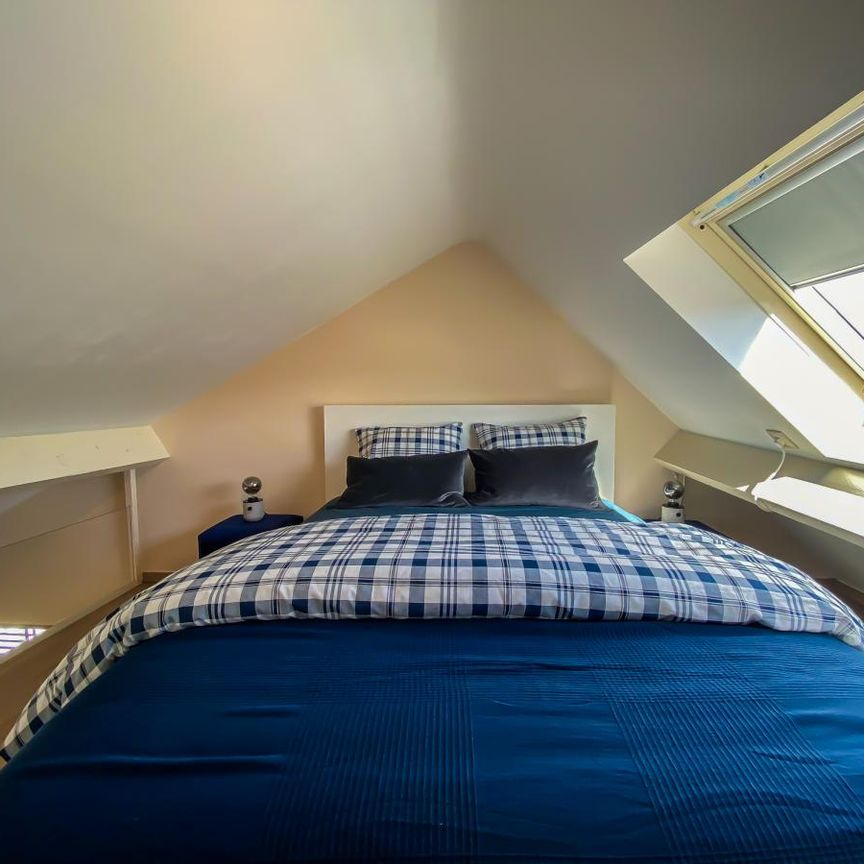 Gemeubeld dakappartement – toplocatie! - Photo 1